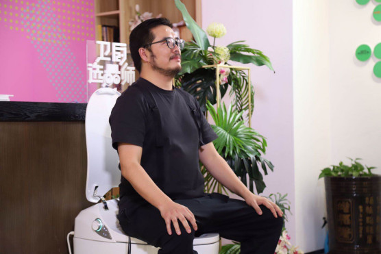 入選“衛廚選品師”!恒潔Q10為何成為國貨智能一體機代表?0414680.jpg