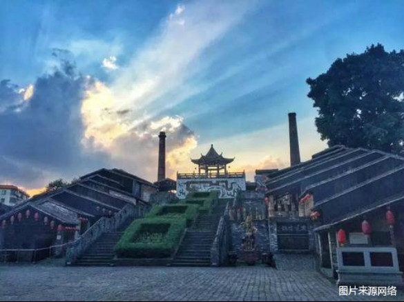 什么？在薩米特聽大咖講座還能吃米其林大餐，感受陶藝文化？545.jpg