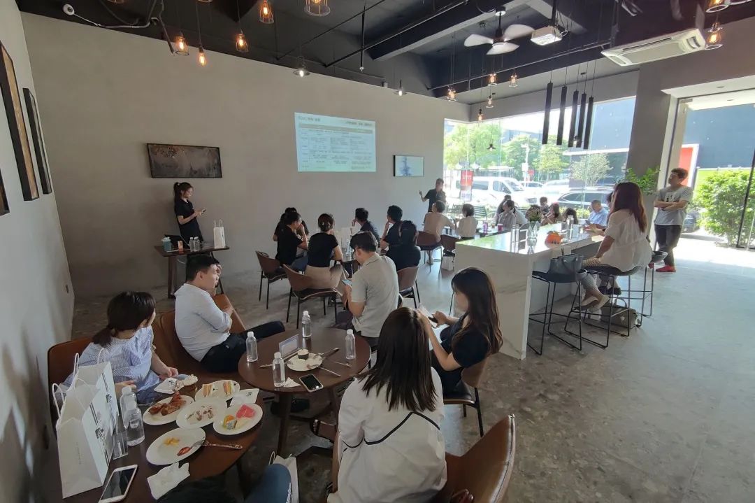 “THINK THING不息”，讓思想火花精彩綻放