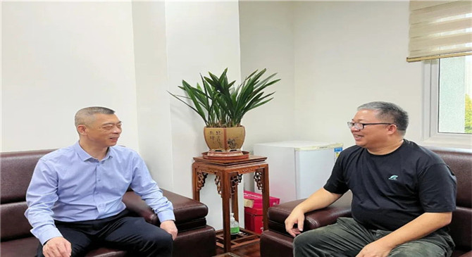 找回磁灶陶瓷的“魂” | 晉江市磁灶鎮鎮長李友加專訪