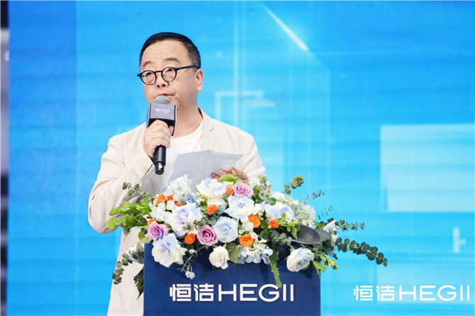 5、吉林省室內裝飾協會設計專家委專家權文致辭.jpg
